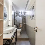 Urban Chic Terrace & View By Pikhost * Tiran