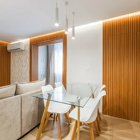Urban Chic Terrace & View By Pikhost