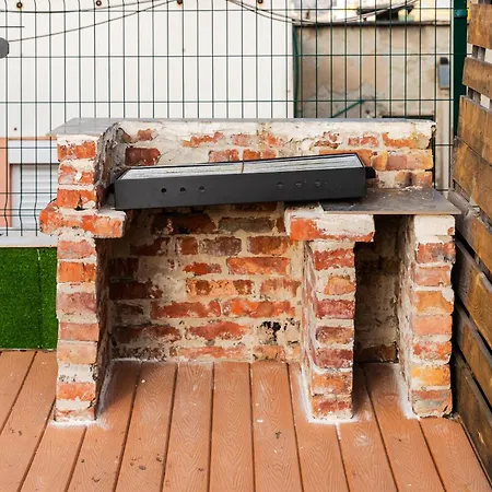 Daire Urban Chic Terrace & View By Pikhost *